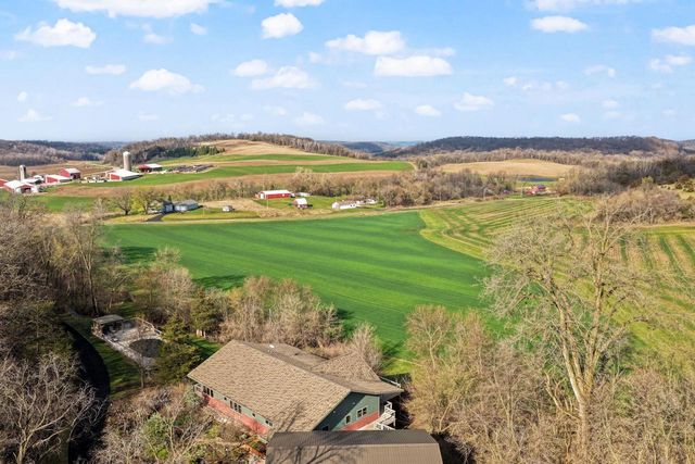 8044 Lueth Road, Sauk City, WI 53583