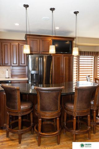 1606 Colonial Drive, York, NE 68467