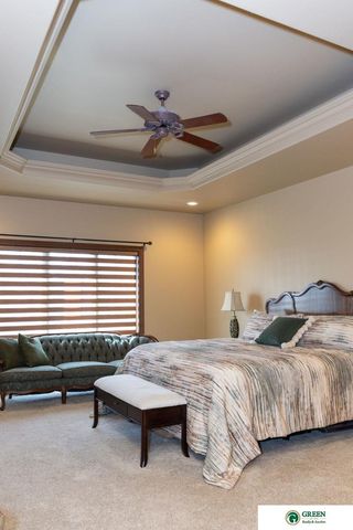 1606 Colonial Drive, York, NE 68467