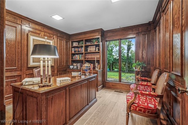 8301 Mile Tree Drive, Fort Smith, AR 72903