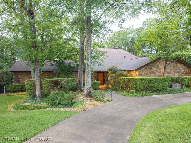 8301 Mile Tree Drive, Fort Smith, AR 72903