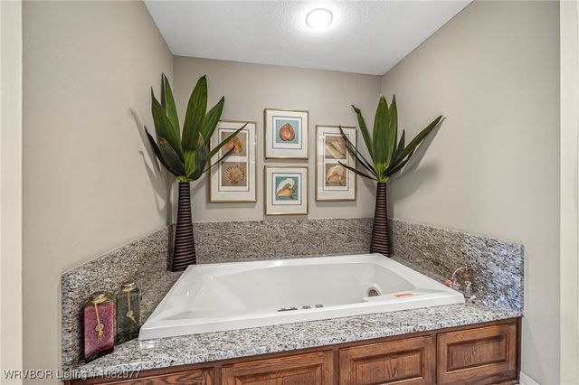 8301 Mile Tree Drive, Fort Smith, AR 72903