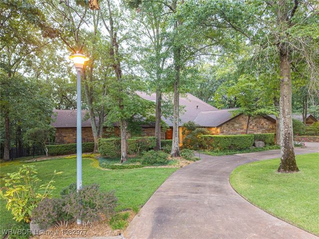 8301 Mile Tree Drive, Fort Smith, AR 72903