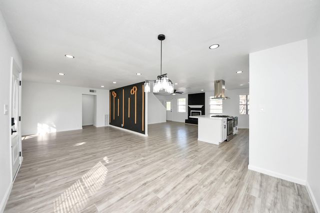 7318 Castleview Lane, Missouri City, TX 77489