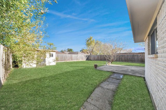 7318 Castleview Lane, Missouri City, TX 77489