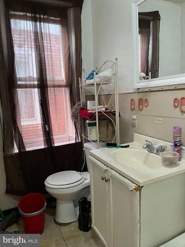 5548 N LAWRENCE ST, Philadelphia, PA 19120