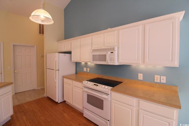 172 Collins Glen Dr., Murrells Inlet, SC 29576