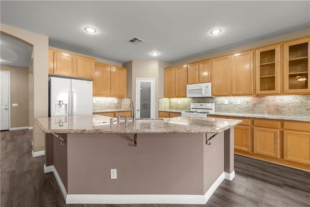 32124 Beaulieu Road, Winchester, CA 92596