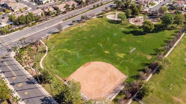 32124 Beaulieu Road, Winchester, CA 92596