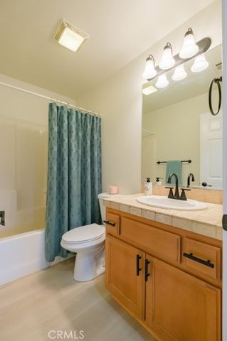 29622 La Cresta Drive, Canyon Lake, CA 92587