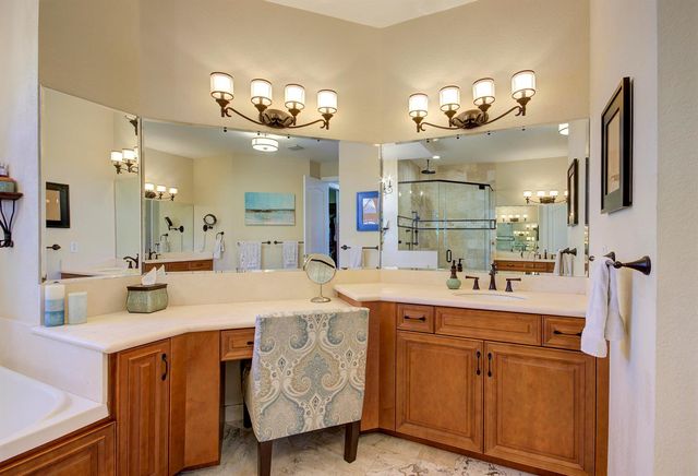 4040 NE 25th Avenue, Lighthouse Point, FL 33064