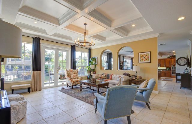 4040 NE 25th Avenue, Lighthouse Point, FL 33064