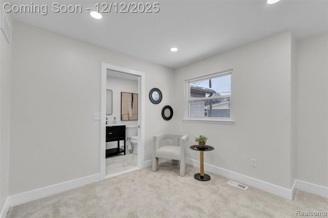 39266 Dover Street, Livonia, MI 48150