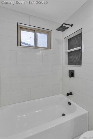 39266 Dover Street, Livonia, MI 48150