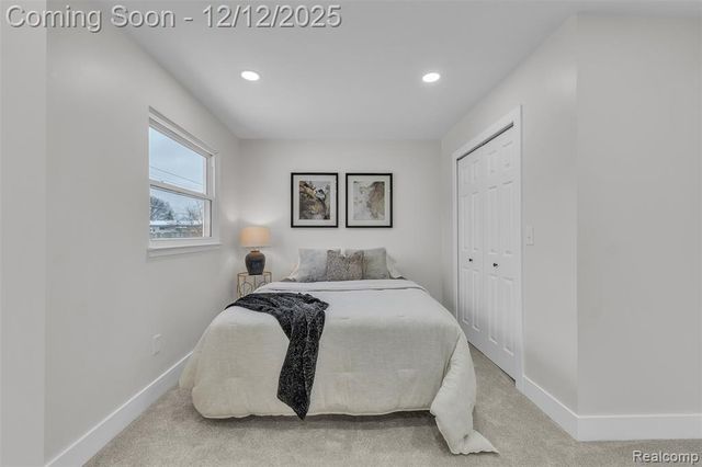 39266 Dover Street, Livonia, MI 48150