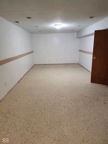5329 W Smith Valley Road, Greenwood, IN 46142