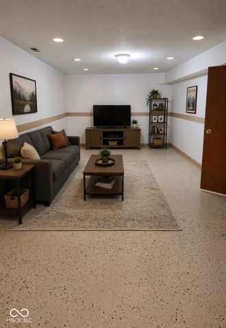 5329 W Smith Valley Road, Greenwood, IN 46142