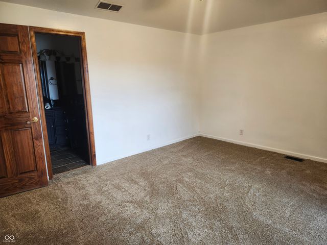 5329 W Smith Valley Road, Greenwood, IN 46142