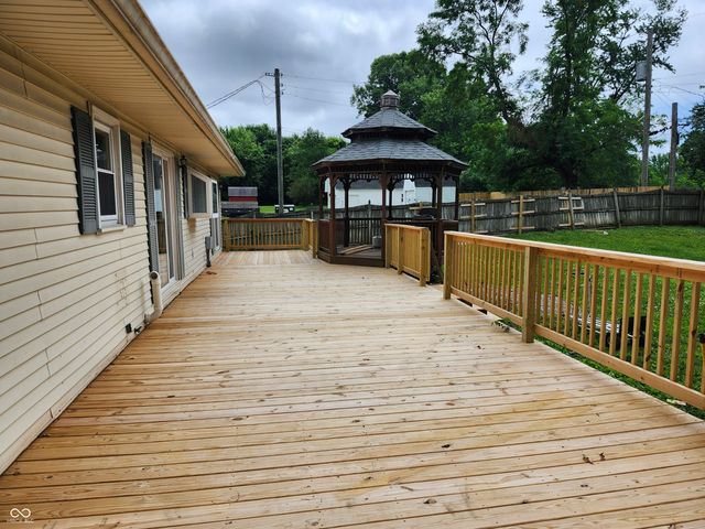 5329 W Smith Valley Road, Greenwood, IN 46142