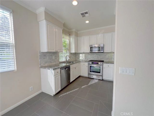 16 First Street, Ladera Ranch, CA 92694