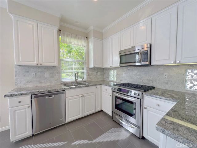 16 First Street, Ladera Ranch, CA 92694