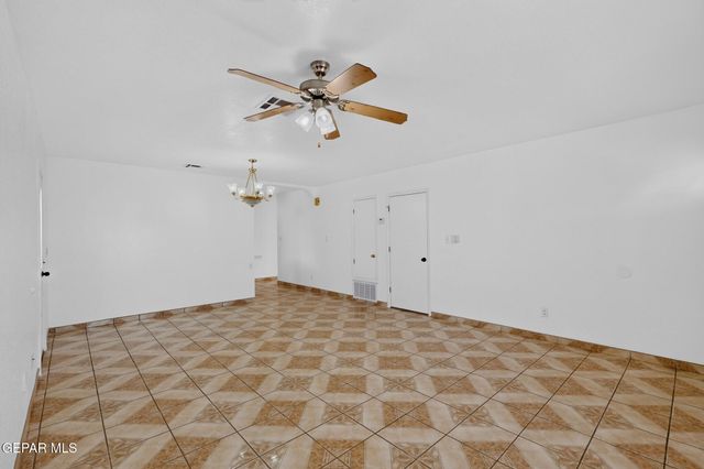 3320 CATHERINE ANN Drive, El Paso, TX 79936
