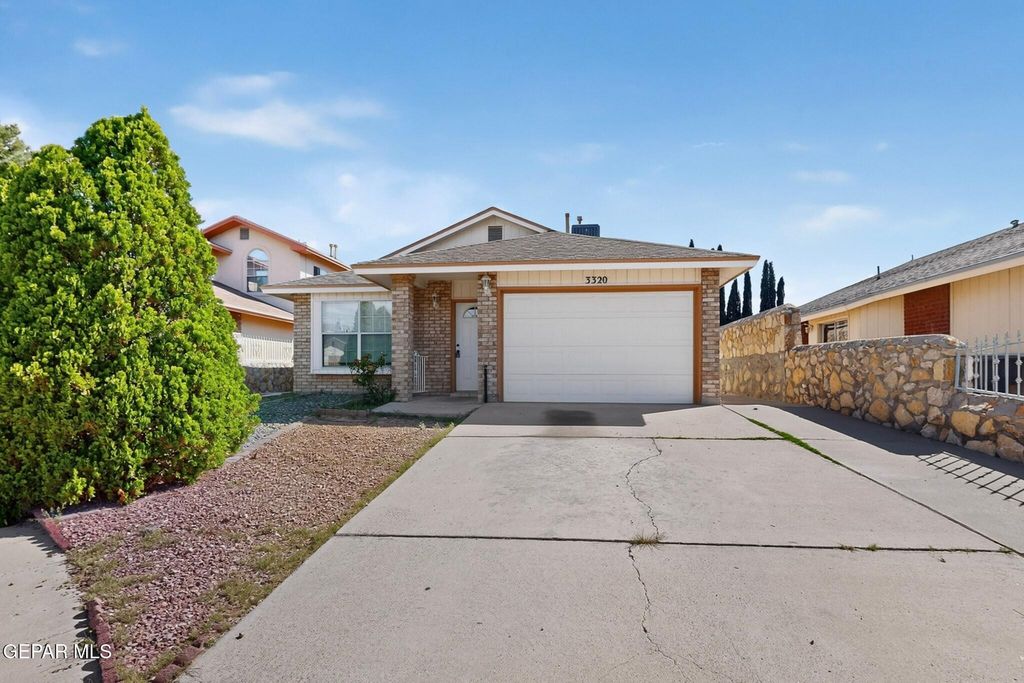 3320 CATHERINE ANN Drive, El Paso, TX 79936