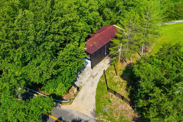 2250 Willisburg Lane, Lawrenceburg, KY 40342