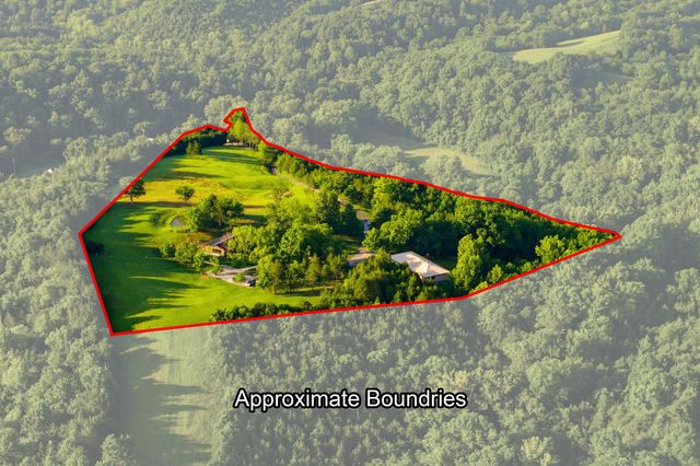 2250 Willisburg Lane, Lawrenceburg, KY 40342