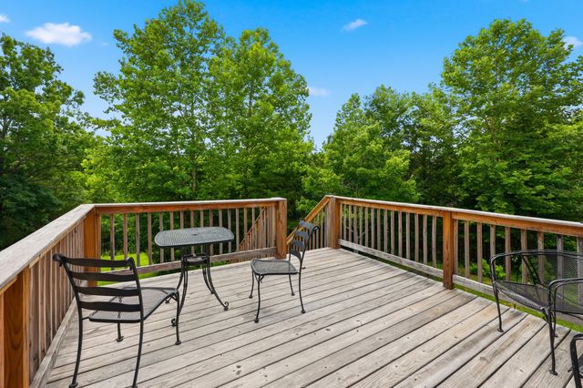 2250 Willisburg Lane, Lawrenceburg, KY 40342