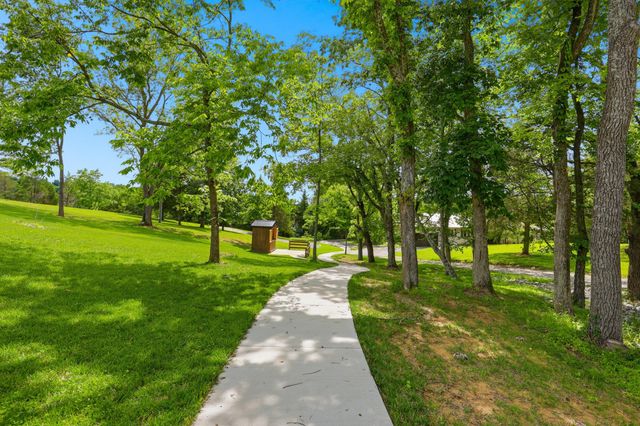 2250 Willisburg Lane, Lawrenceburg, KY 40342