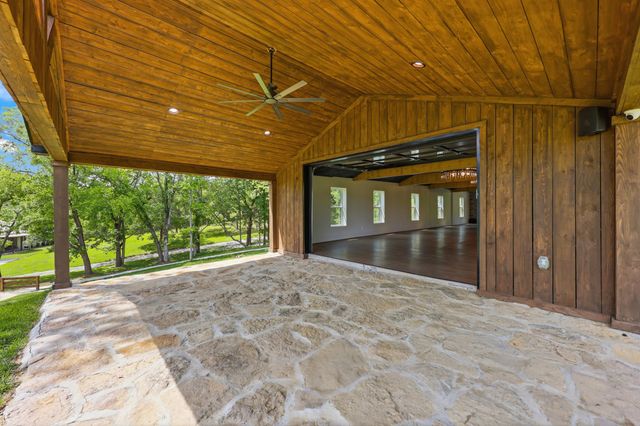 2250 Willisburg Lane, Lawrenceburg, KY 40342