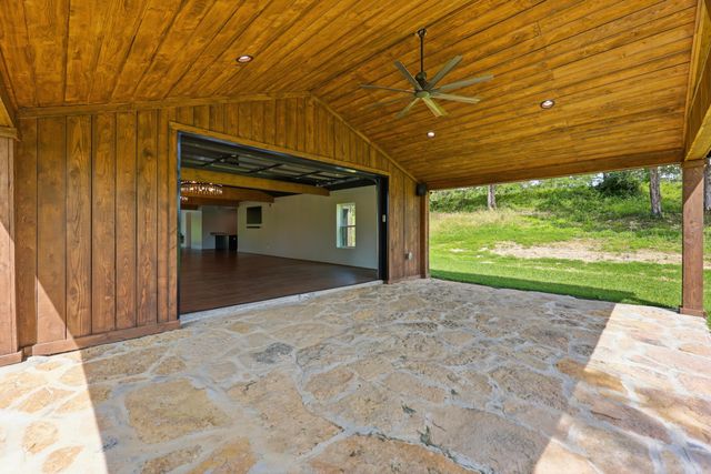 2250 Willisburg Lane, Lawrenceburg, KY 40342