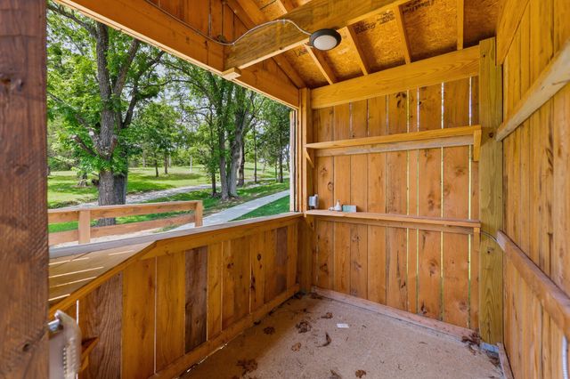 2250 Willisburg Lane, Lawrenceburg, KY 40342