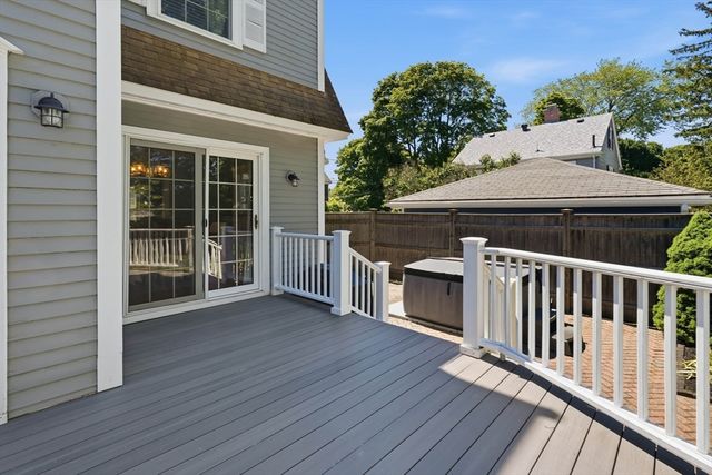 1 Elm Ave, Salem, MA 01970