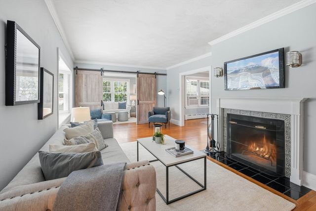 1 Elm Ave, Salem, MA 01970