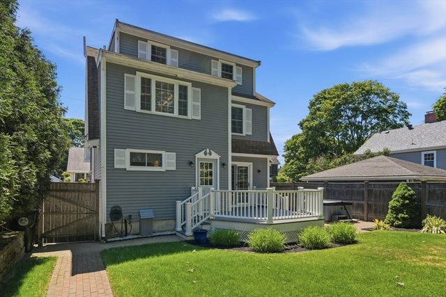 1 Elm Ave, Salem, MA 01970