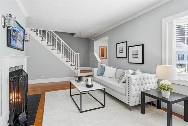 1 Elm Ave, Salem, MA 01970