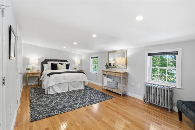 1 Elm Ave, Salem, MA 01970