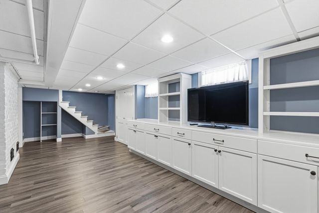 1 Elm Ave, Salem, MA 01970