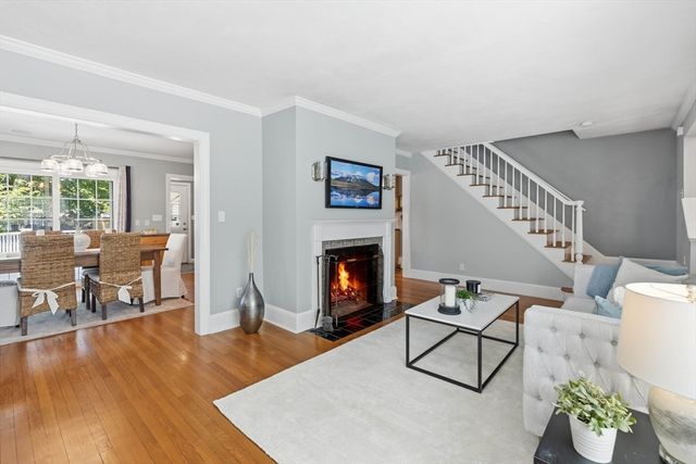 1 Elm Ave, Salem, MA 01970