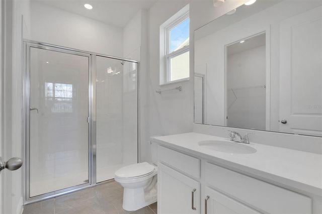 998 SWAMP CHESTNUT LOOP, Lady Lake, FL 32159