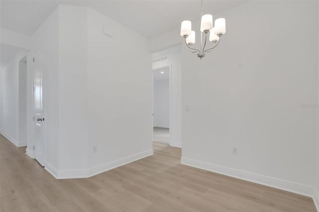 998 SWAMP CHESTNUT LOOP, Lady Lake, FL 32159