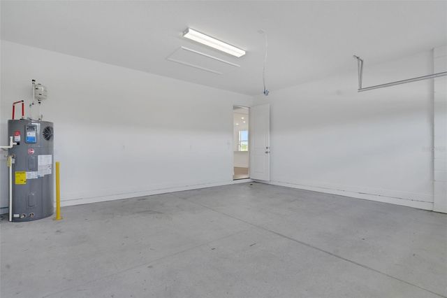 998 SWAMP CHESTNUT LOOP, Lady Lake, FL 32159