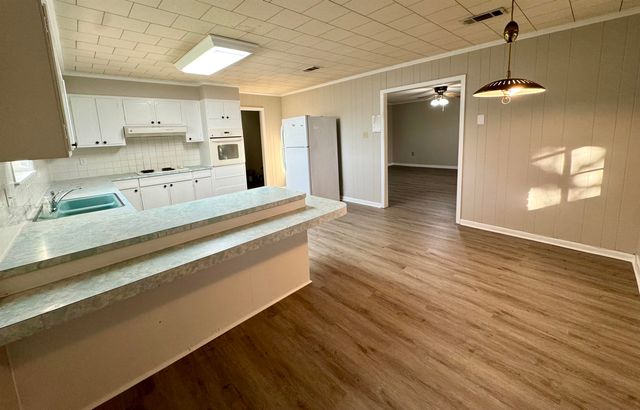 1635 Filmore St, Morgan City, LA 70380