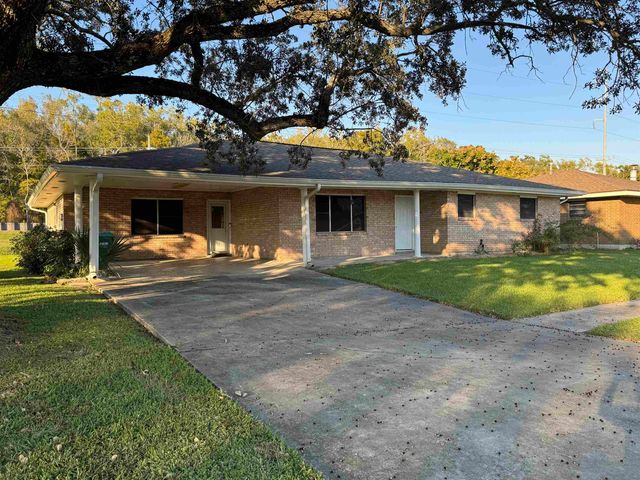 1635 Filmore St, Morgan City, LA 70380