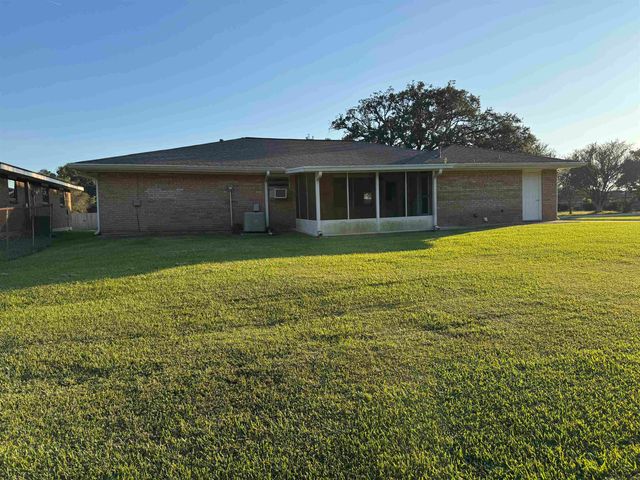 1635 Filmore St, Morgan City, LA 70380