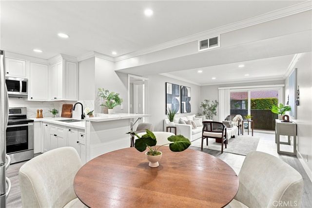 278 N Wilshire A17, Anaheim, CA 92801