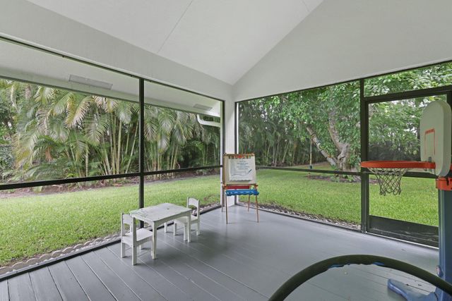 3235 Hyde Circle, Boca Raton, FL 33434