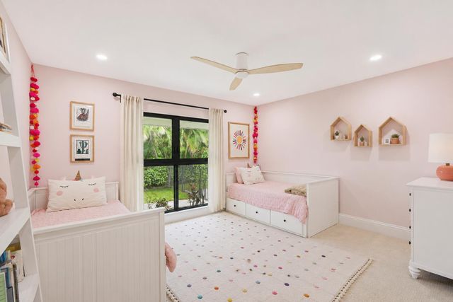 3235 Hyde Circle, Boca Raton, FL 33434